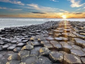 Sun on Giant's Causeway